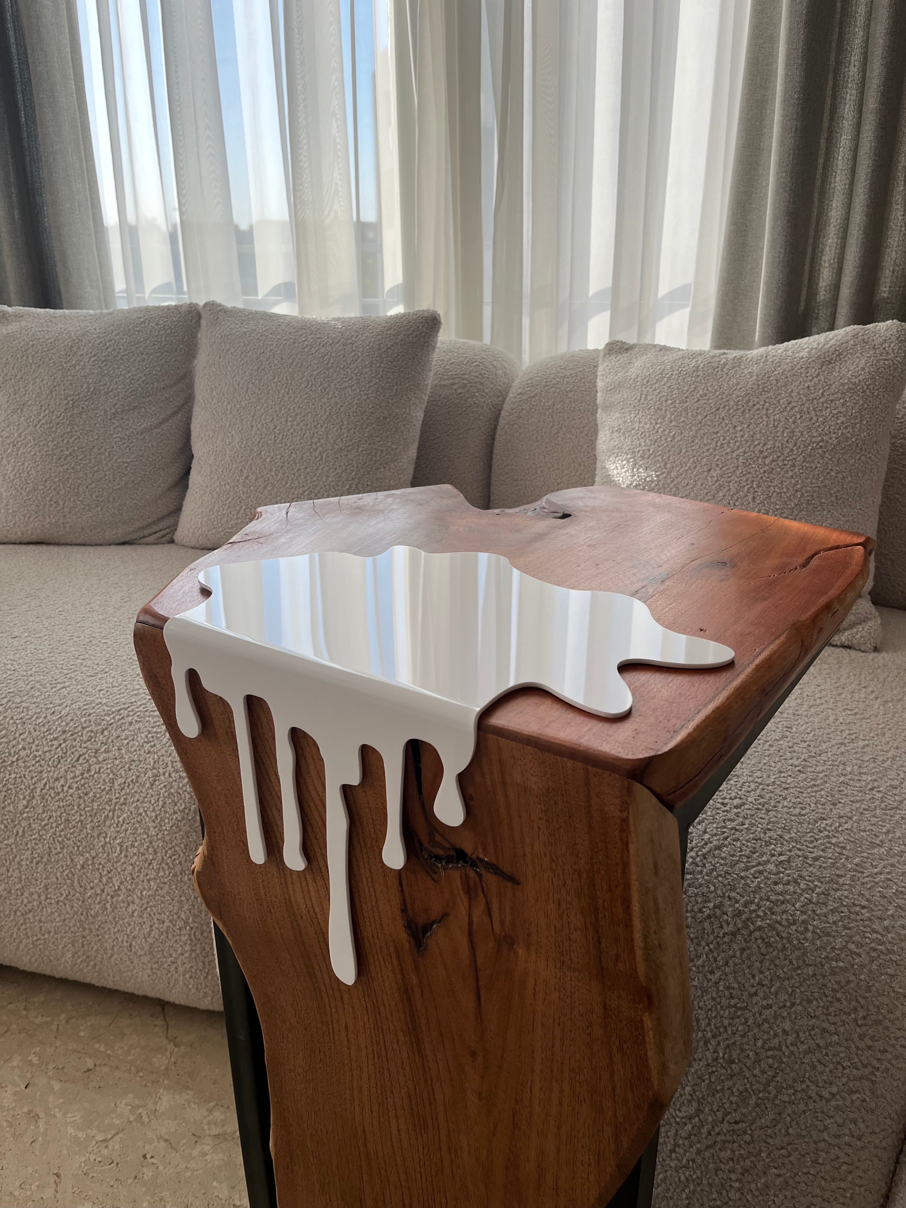 Colored Acrylic Drip - Figi Home