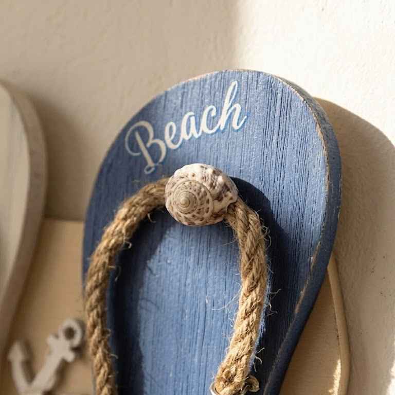Flip-Flop Wall Rack