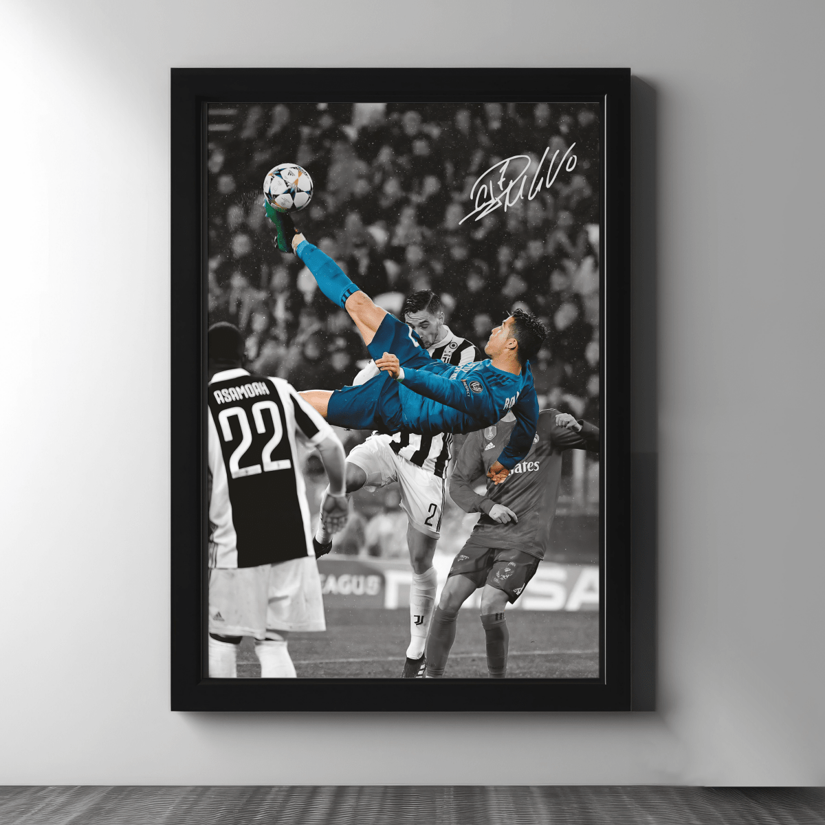 Ronaldo — The Bicycle Kick Poster Frame - Figi Home