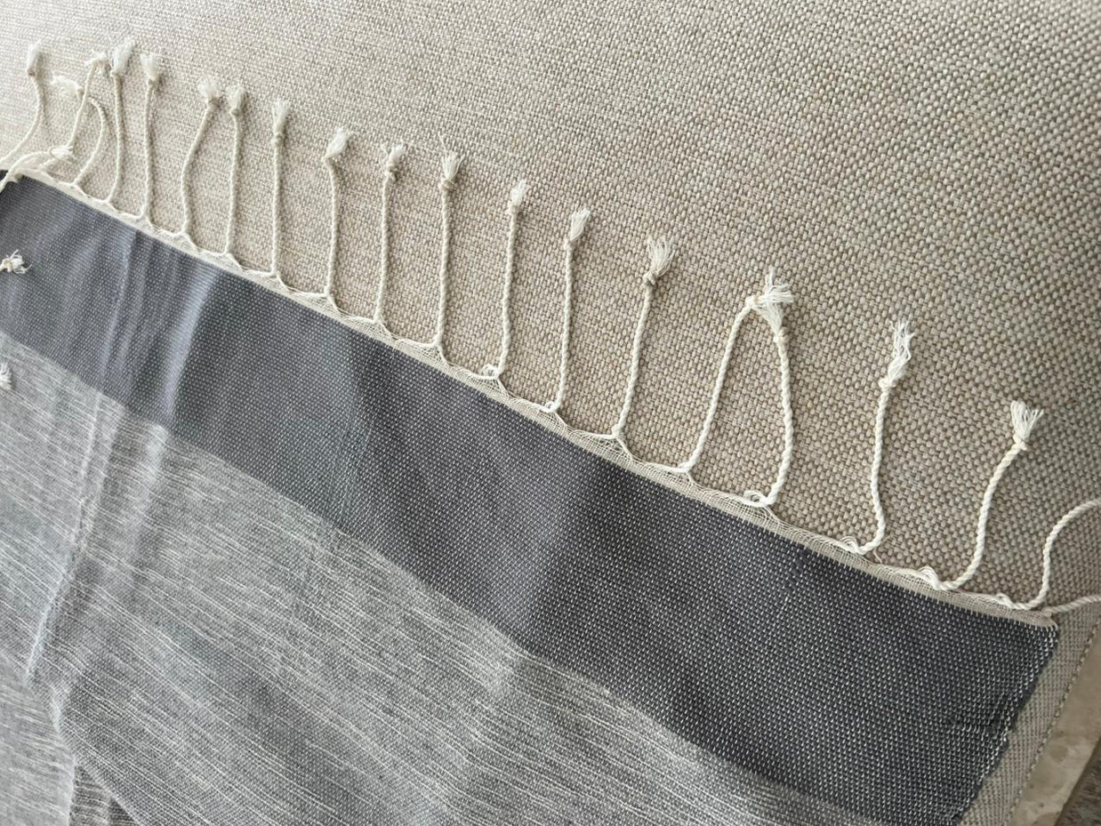 Dual-tone linen couch cover