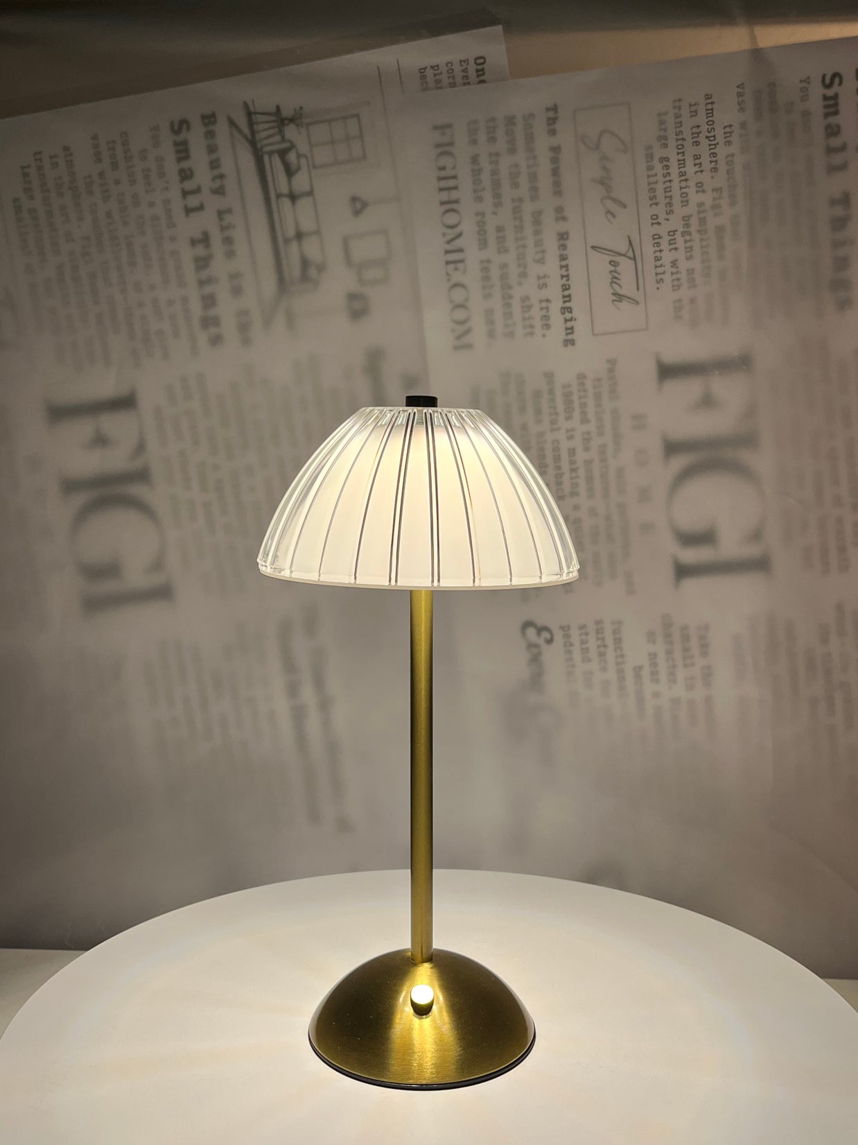 LUMI Dome Glass Lamp