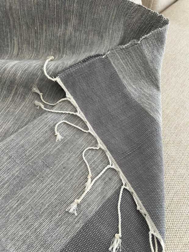 Dual-tone linen couch cover