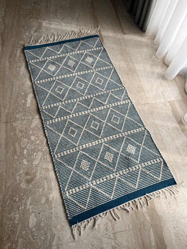 Nordic Diamond Weave Kilim