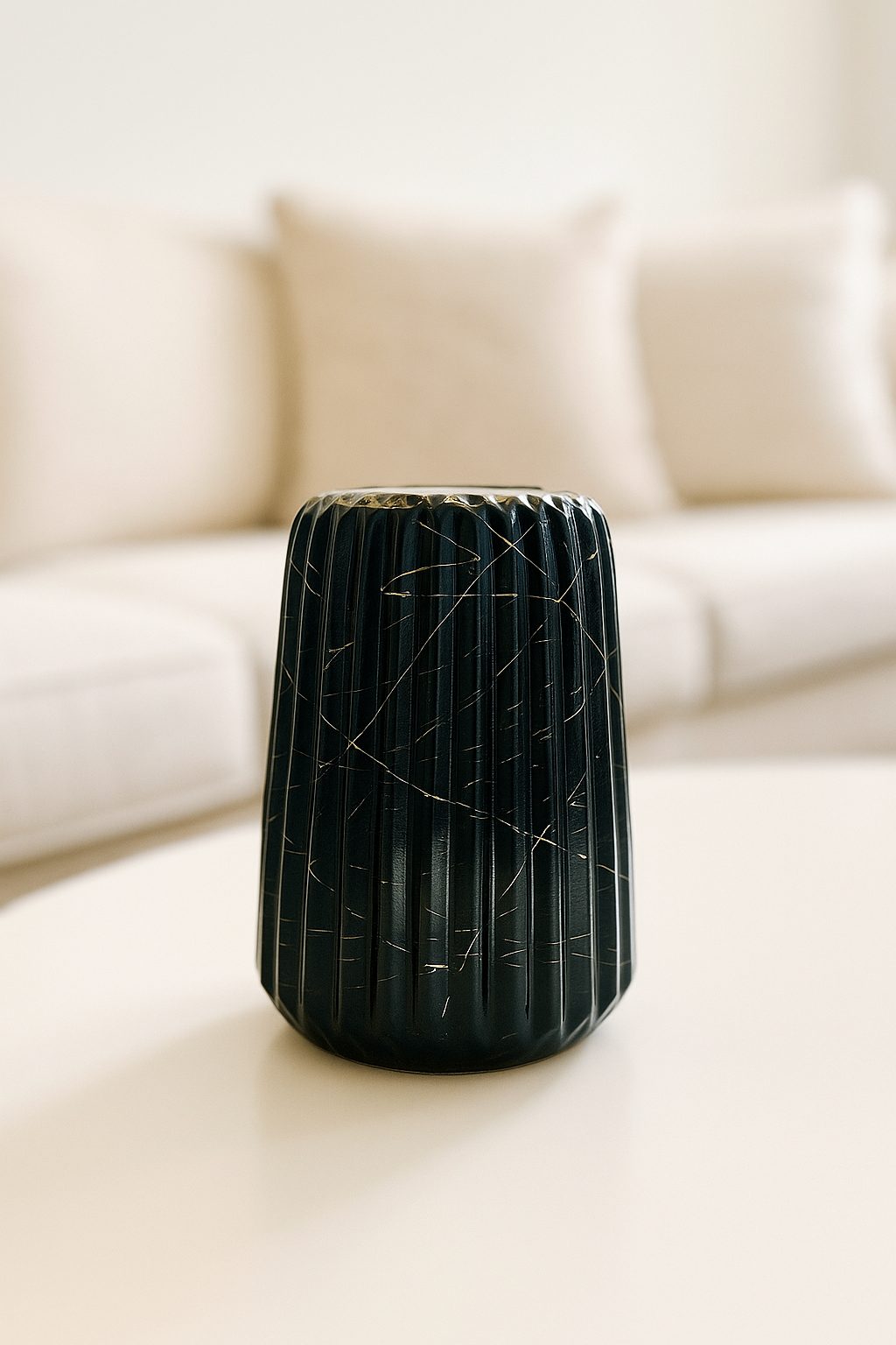 Noctura Luxe Vase