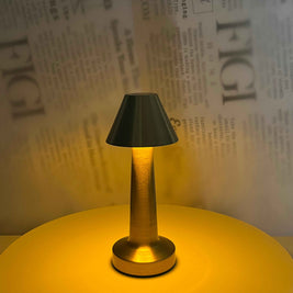 AURA Brass Wall Lamp