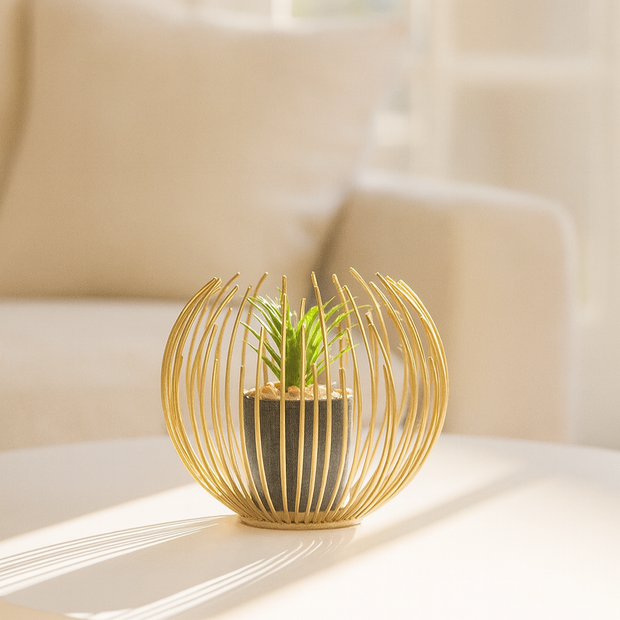 Lyora Wire Planter