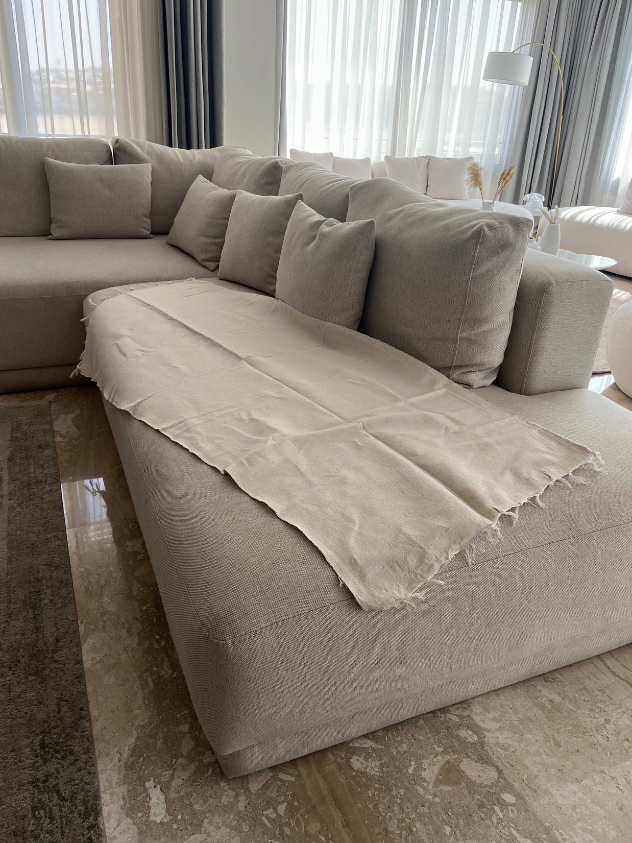 Seren Beige Linen-Cotton Throw