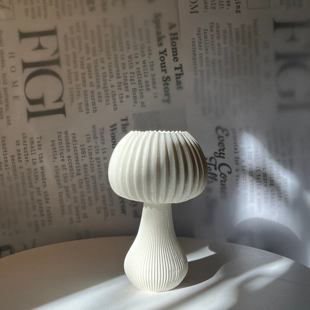 Ribbed Mushroom vase - Figi Home