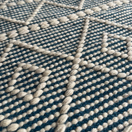 Nordic Diamond Weave Kilim