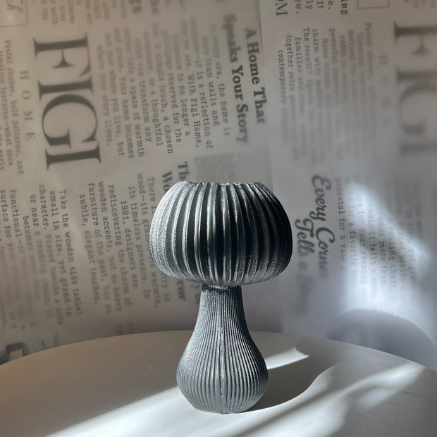 Ribbed Mushroom vase - Figi Home
