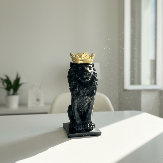 Royal Lion Statue
