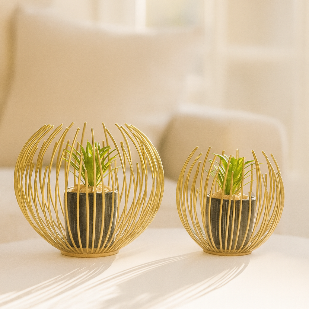 Lyora Wire Planter