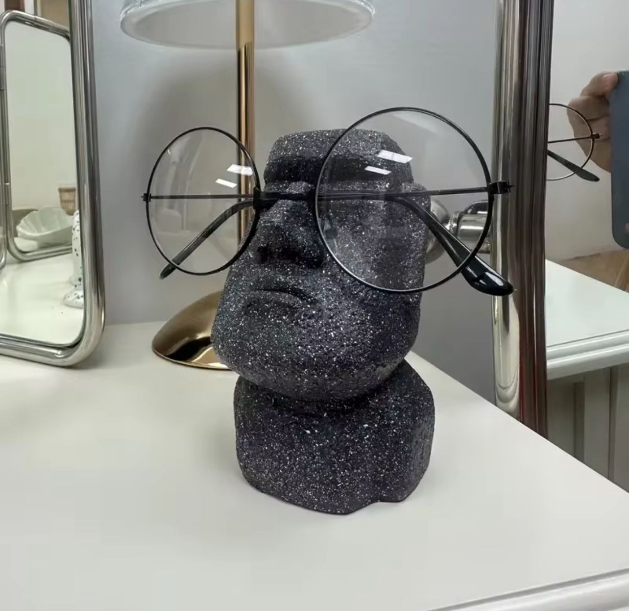 Mini Stone Head Glasses Holder