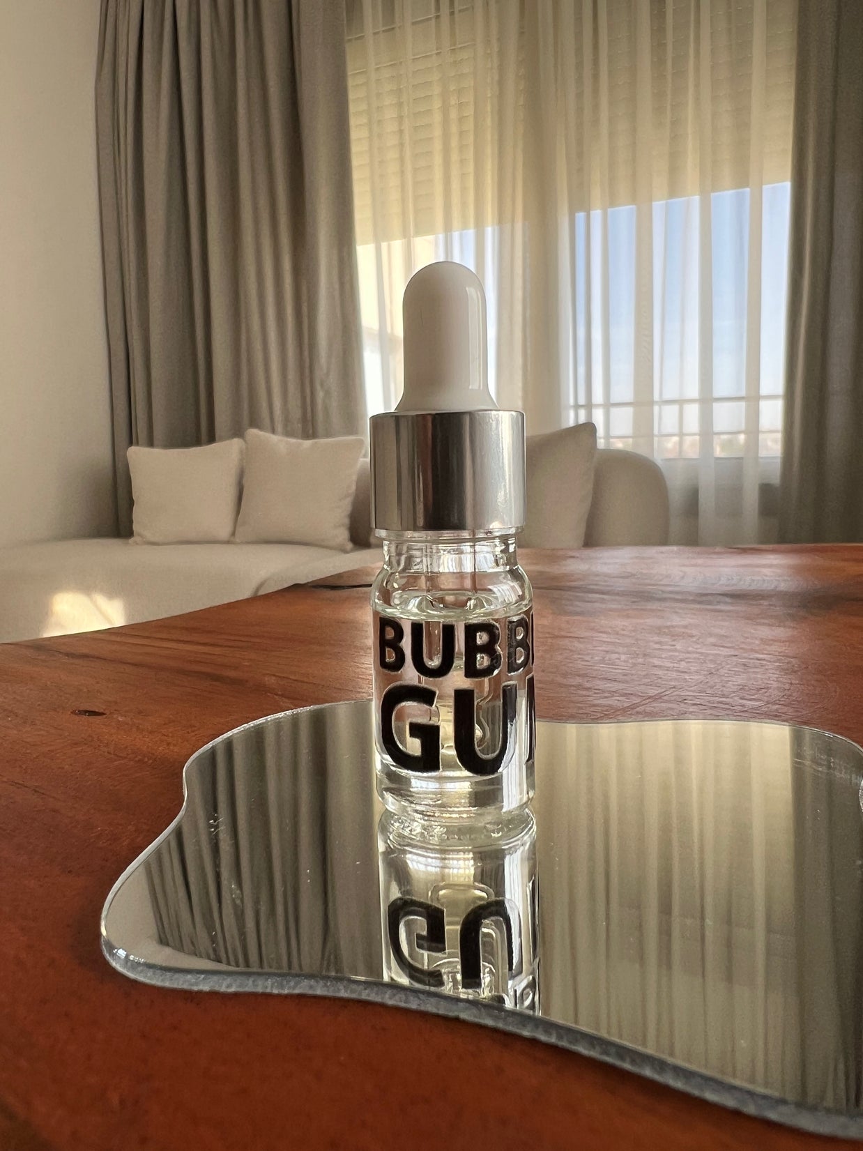 Bubblegum candle scent