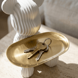 Carry That Sculpture - Figi Home